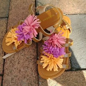 Sandals girls like,new worn,once